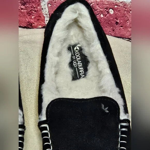 Koolaburra Black and White Cozy Slippers - Picture 2 of 7